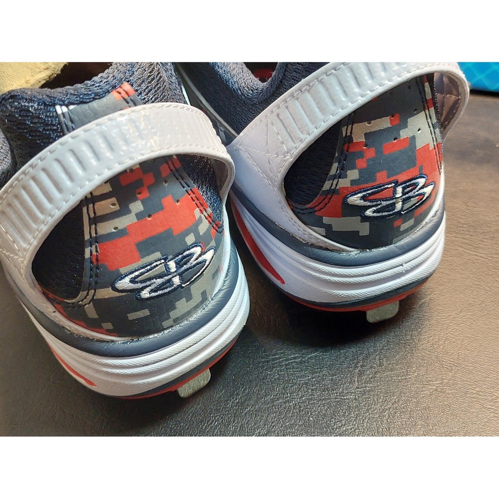 Boombah Men's 14 Metal Baseball Cleats Red Navy Blue Camo Shoes BM15052-7 - Picture 5 of 11